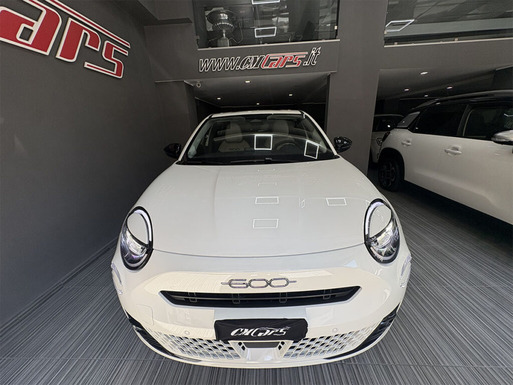 Fiat 600 1.2 MHEV 110cv Automatica La Prima ITALIANA – KM ZERO