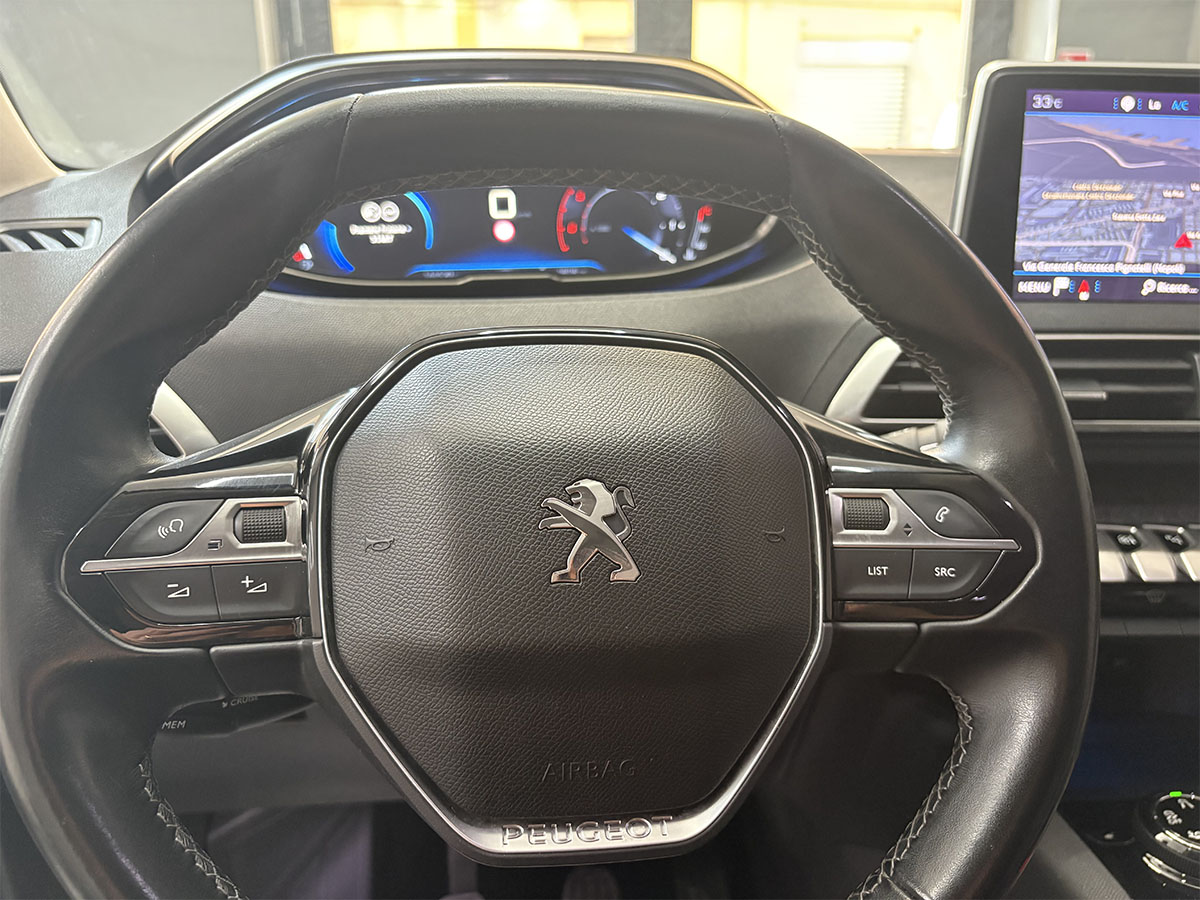 Peugeot 3008 1.5 BlueHDI 130cv Allure ITALIANA