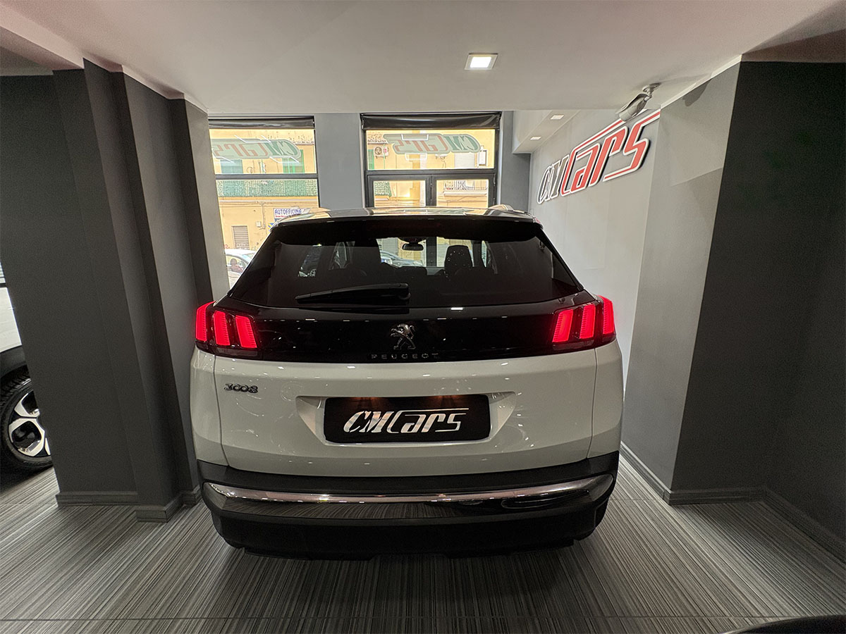 Peugeot 3008 1.5 BlueHDI 130cv Allure ITALIANA