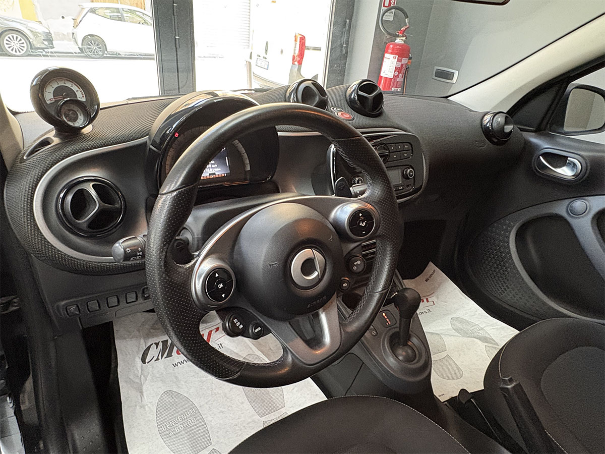 Smart ForFour 1.0 Twinamic Automatica 71cv Passion ITALIANA