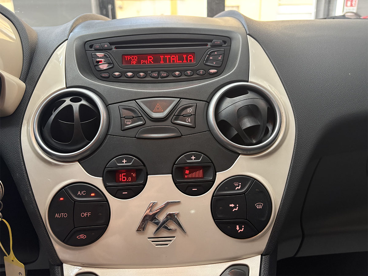 Ford Ka 1.3 TDCI 75cv Titanium