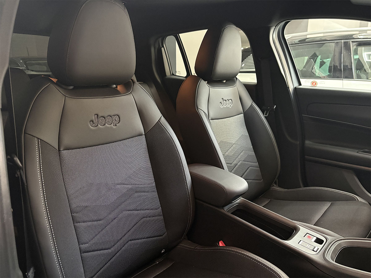 Jeep Avenger 1.2 Mhev edct6 Automatica Black Edition ITALIANA – KM ZERO