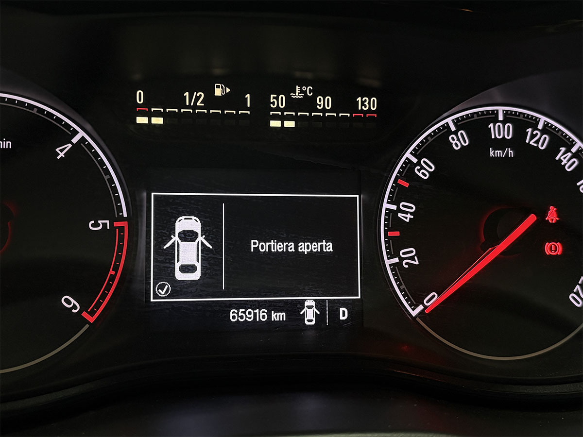 Opel Corsa 1.3 CDTI 95cv Automatica b-Color ITALIANA
