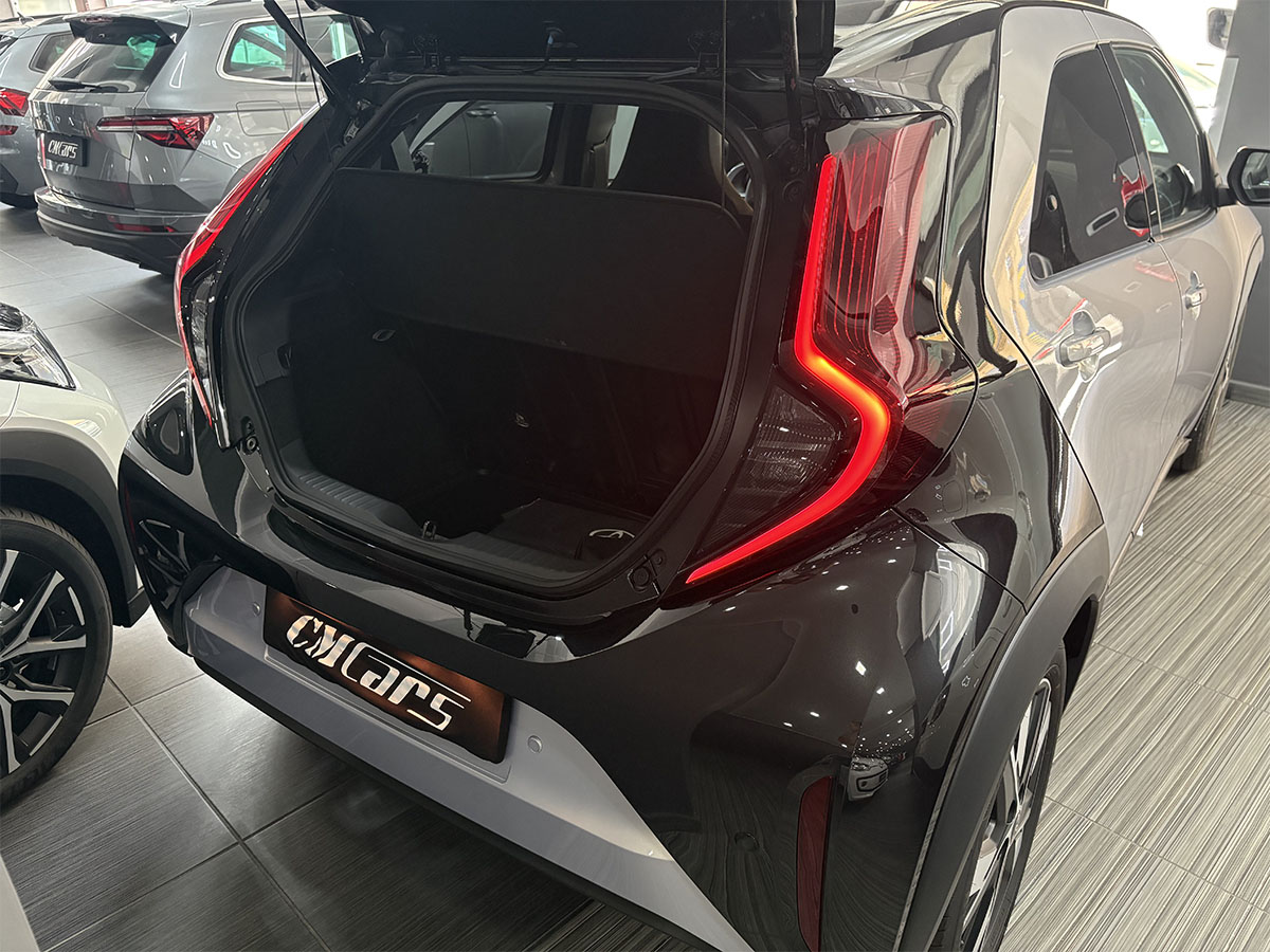 Toyota Aygo X 1.5 HEV Full Hybrid e-cvt Automatica 116cv Icon ITALIANA – KM ZERO