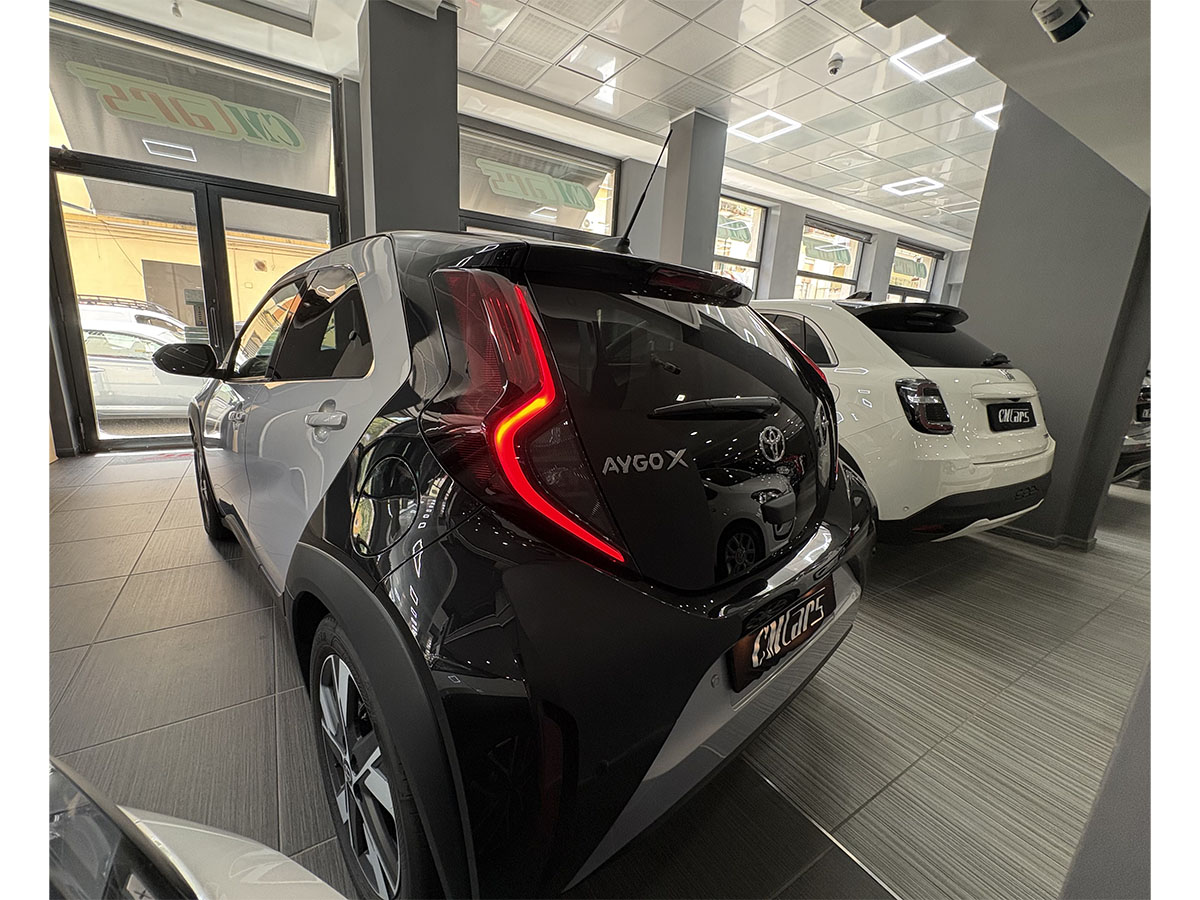 Toyota Aygo X 1.5 HEV Full Hybrid e-cvt Automatica 116cv Icon ITALIANA – KM ZERO