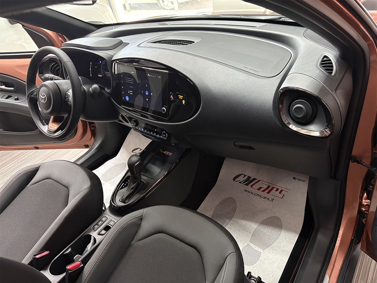 Toyota Aygo X 1.5 HEV 116cv E-CVT Automatica Premium ITALIANA – KM ZERO