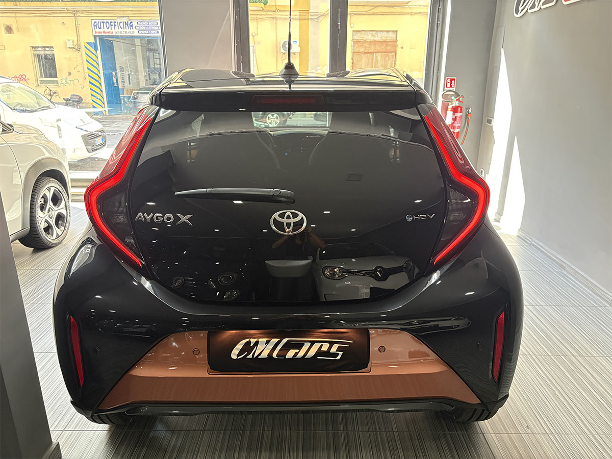 Toyota Aygo X 1.5 HEV 116cv E-CVT Automatica Premium ITALIANA – KM ZERO