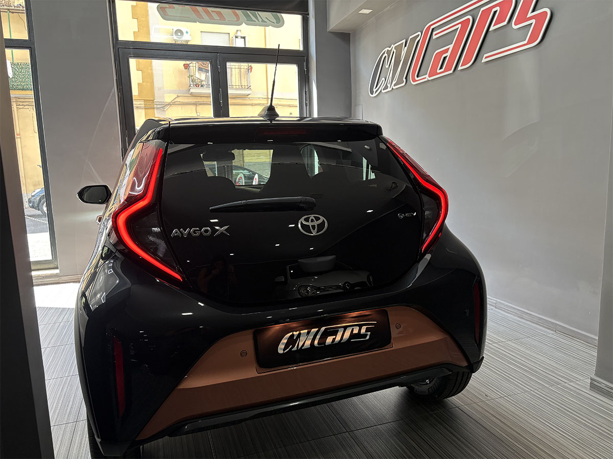 Toyota Aygo X 1.5 HEV 116cv E-CVT Automatica Premium ITALIANA – KM ZERO