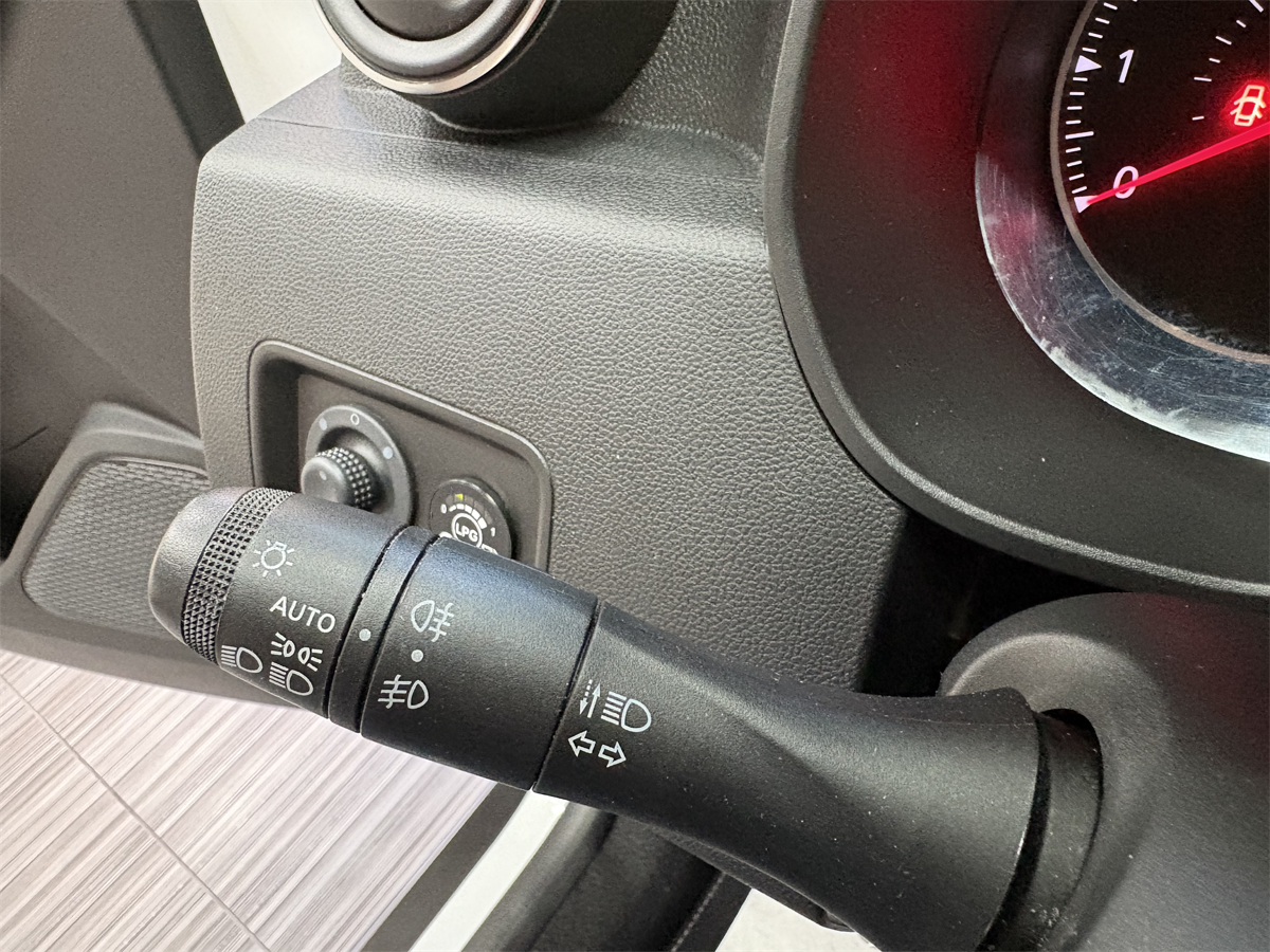 Dacia Duster 1.6 GPL di SERIE 114cv Comfort ITALIANA